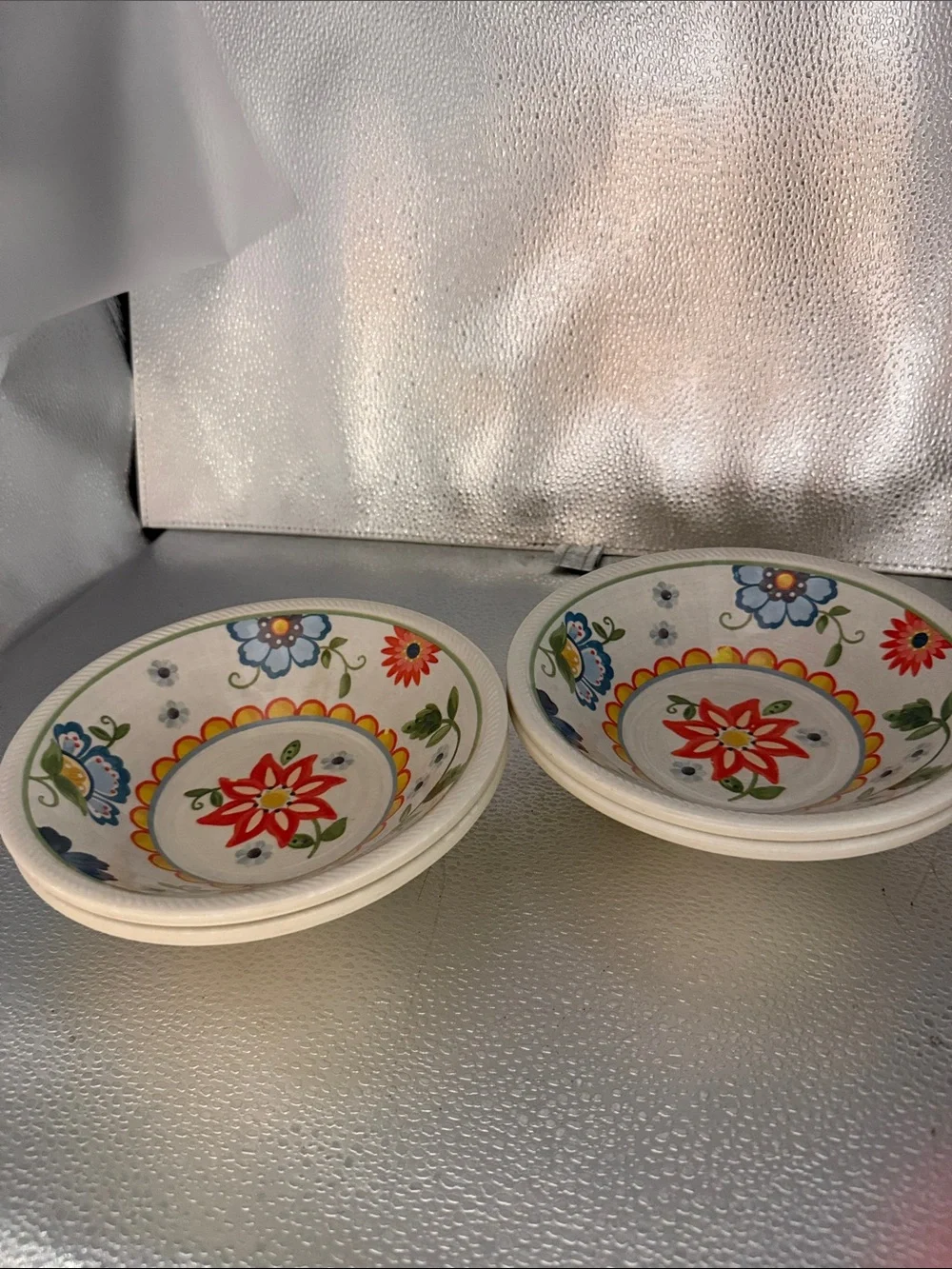 Threshold Melamine Set of 4 Beautiful Folk  Art looking Cereal Bowls